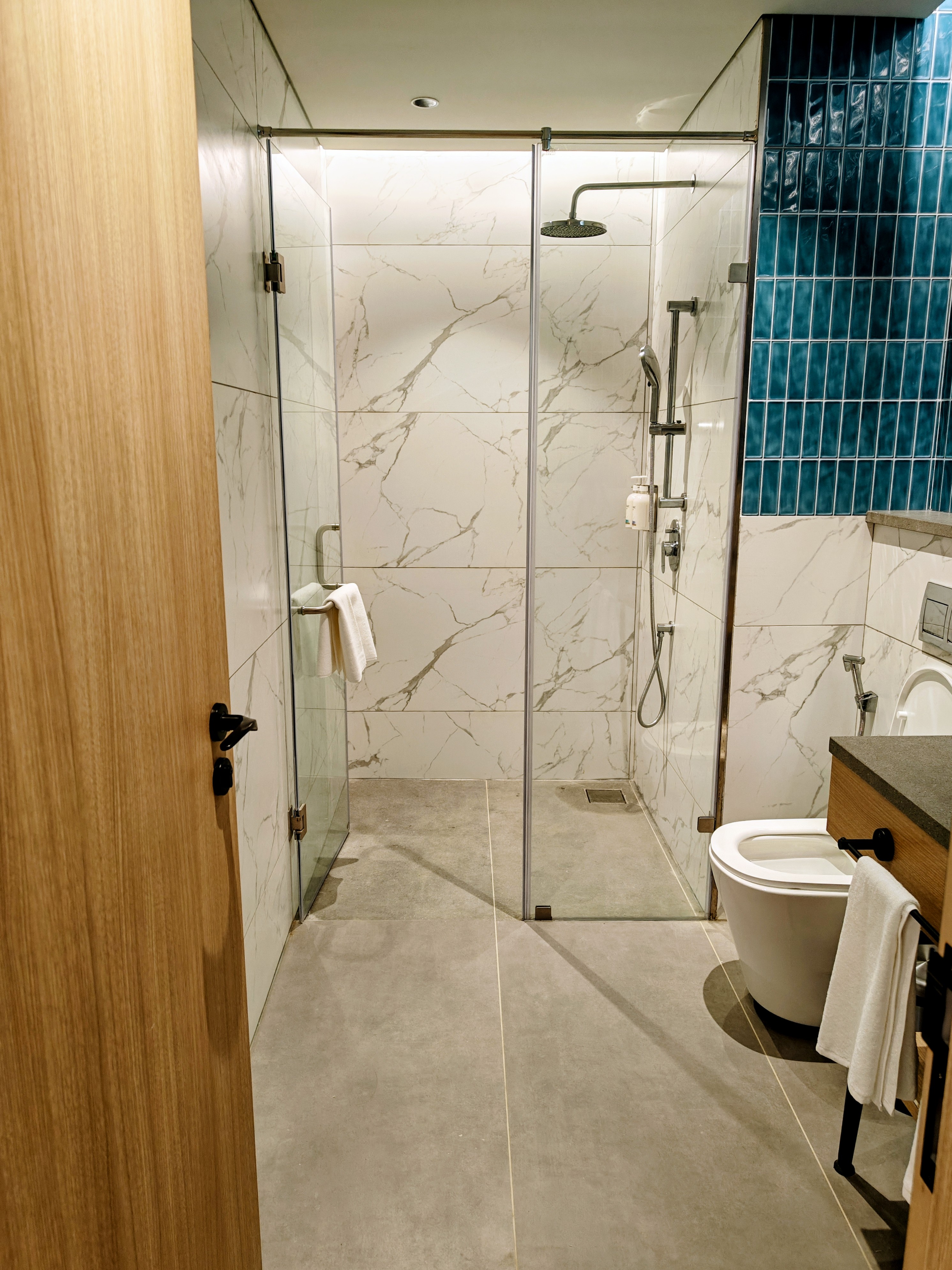 Premium Serviced Studio near Manyata Tech Park - Tap to explore photos