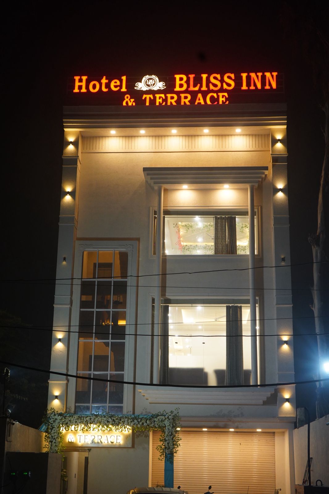 Hotel bliss Inn & Terrace(Delhi Road) - Tap to explore photos