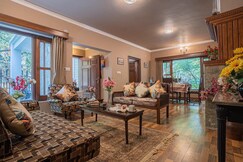 Vienna Forest 2 Bedroom Villa, Nainital