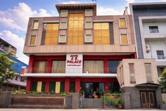 Hotel S R palace