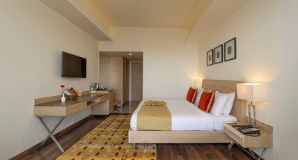 The Zion Hotel Room Type - Super Deluxe Room Valley View