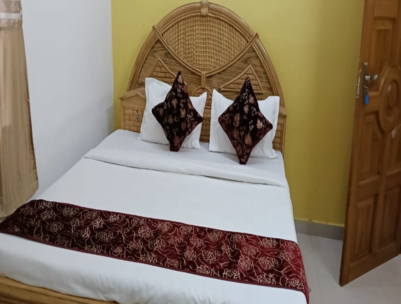 HOTEL ASHIRWAD AND MARRIAGE HALL - Tap to explore photos
