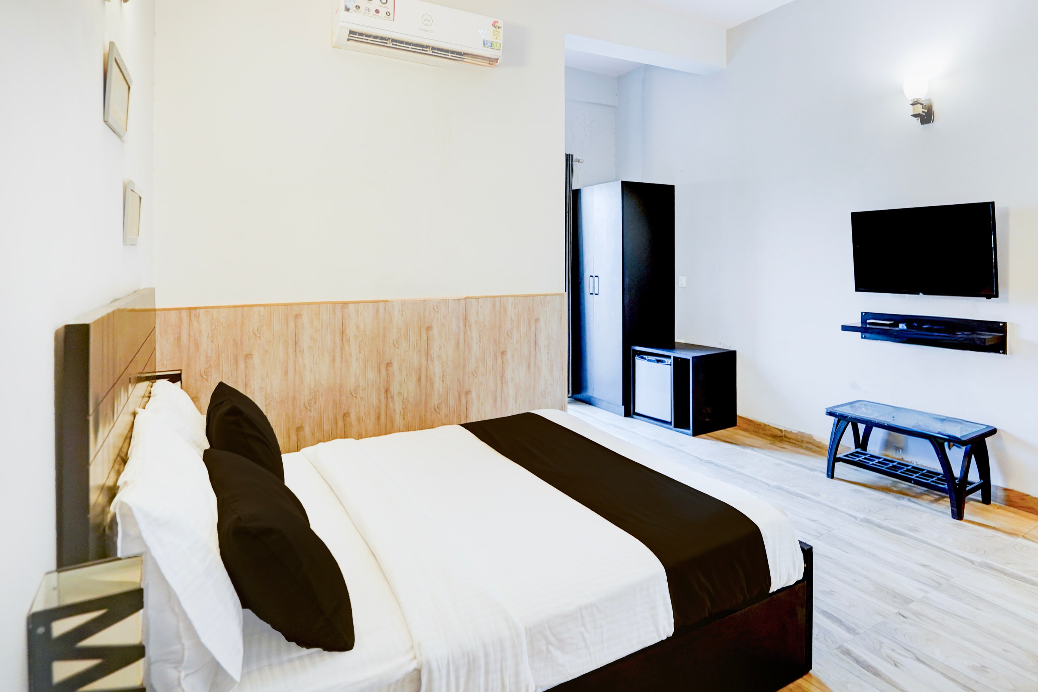 Hotel O BRAJ HERITAGE INN - Tap to explore photos