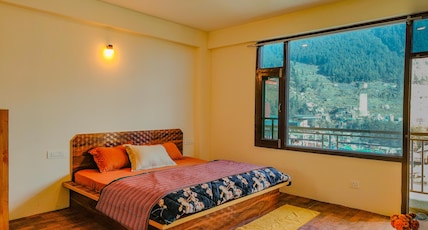Pahadi Manzil Manali Room Type - Standard Full Mountain View Room (1st Floor) Pahadi Manzil Manali Room Type - Standard Full Mountain View Room (1st Floor)