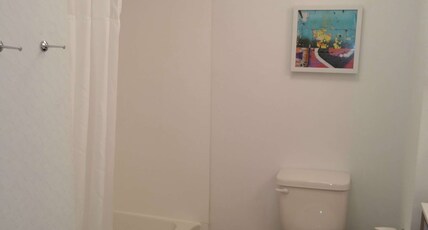 Hampton Inn Paramus, NJ Room Type - TWO QUEEN BEDS ROOM NS
