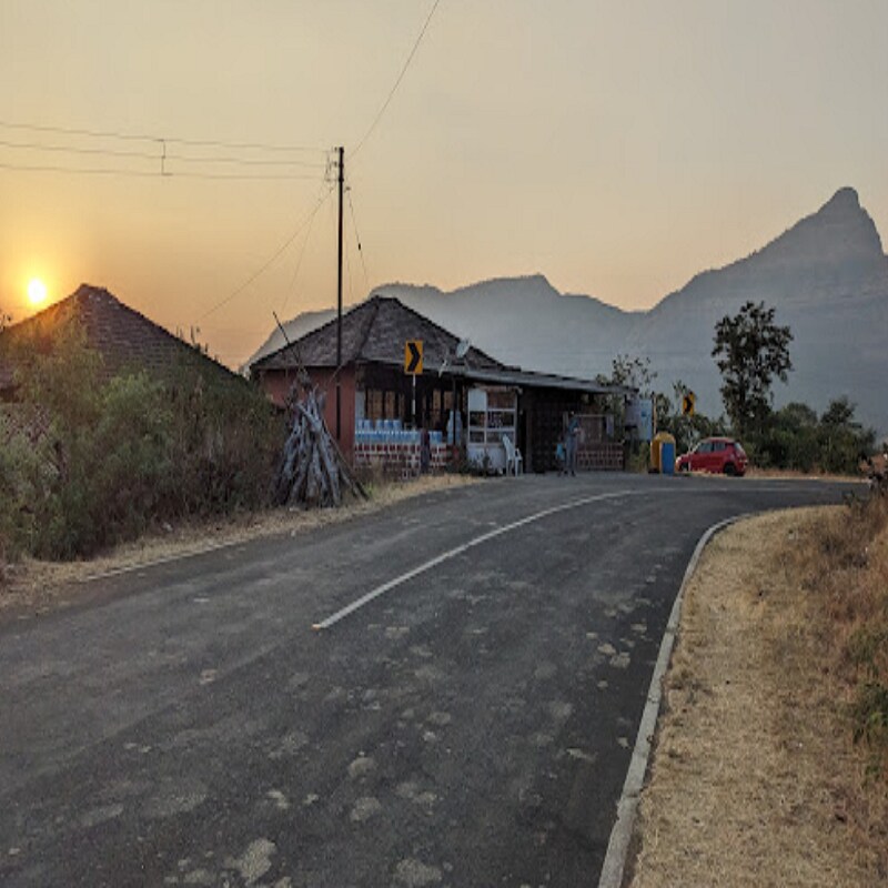 man Shanti Cottage - Tap to explore photos