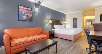 Best Western Anthony/West El Paso Room Type - 1 King Bed, Non-Smoking, Executive Room, Microwave And Refrigerator, Sleeper Sofa, Full Breakfast
