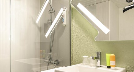 ibis budget Saint Ouen l'Aum Room Type - Standard Room with 2 single beds