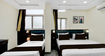 Super Hotel O PNR CONTINENTAL MOOSAPET Room Type - Classic