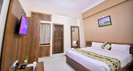 Hotel Lake View Room Type - Deluxe room