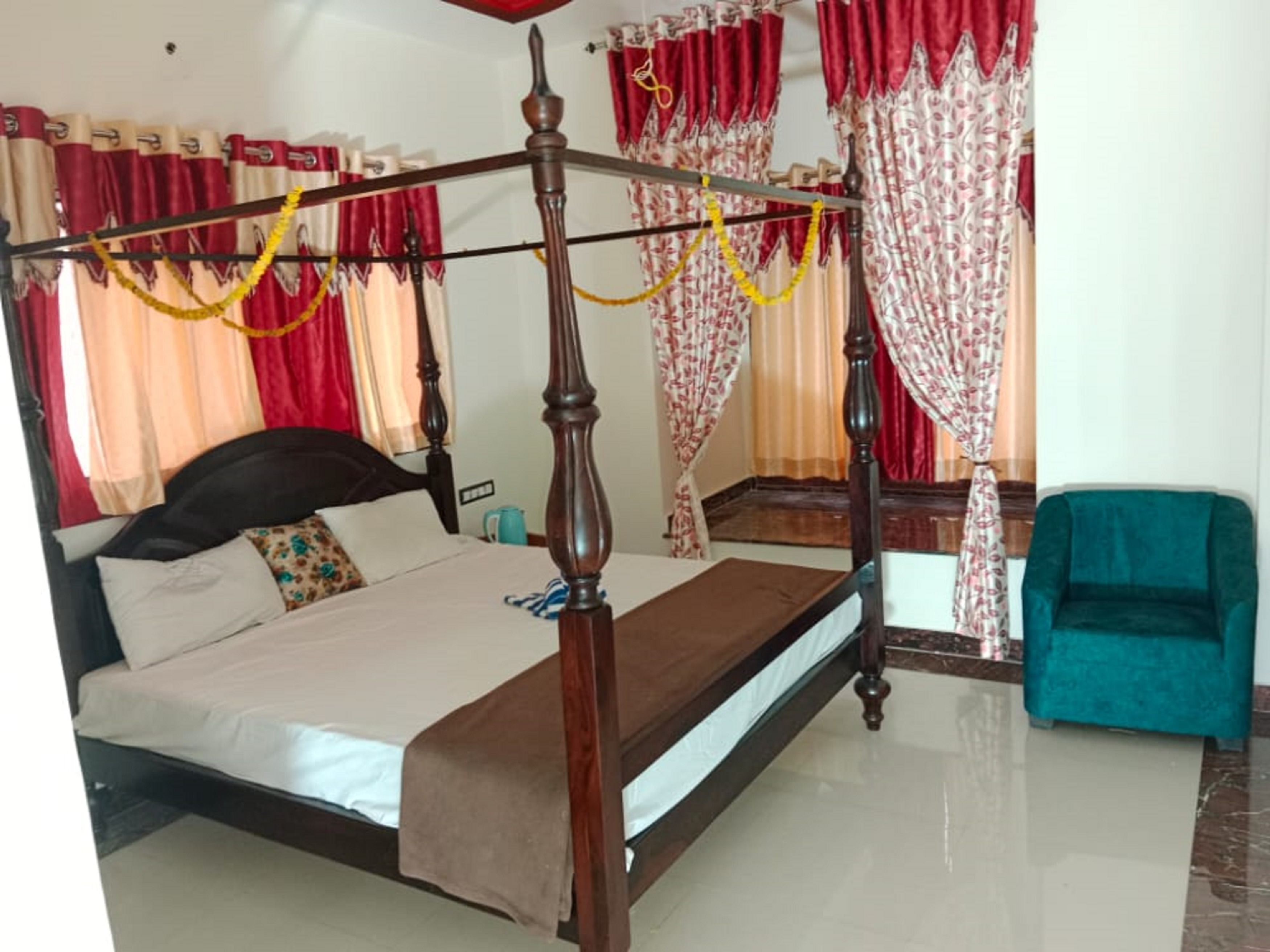 Rudraksh Hotel Kumbhalgarh - Tap to explore photos