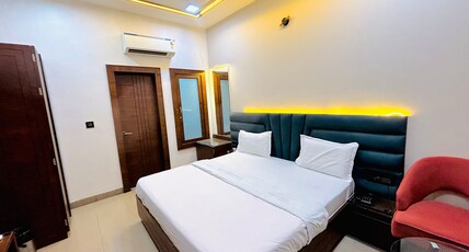 Sadhana Palace Room Type - Double Bed