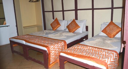 Lodge Yogiraj Room Type - Standard Room