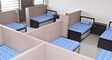 Dwarka Yatri Niwas Room Type - Single Bed Dormitory 4