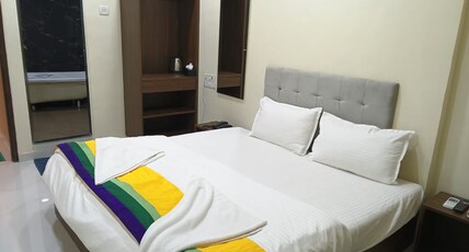 HOTEL LEXUS.5 Room Type - Deluxe Double