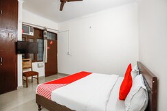 Hotel O Av Residency Near Botanic Garden Of Indian Republic