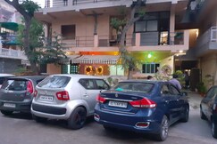 Yd Homestay | Rooms & Kitchen