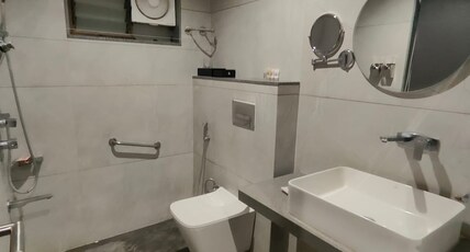 RG Exclusive Stay & Fine Dine Room Type - Imperial Club Room- Twin Bed RG Exclusive Stay & Fine Dine Room Type - Imperial Club Room- Twin Bed