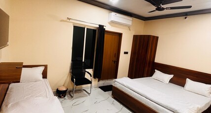 Krishna Residency by Vrindavan Stays Room Type - Triple Bed Room