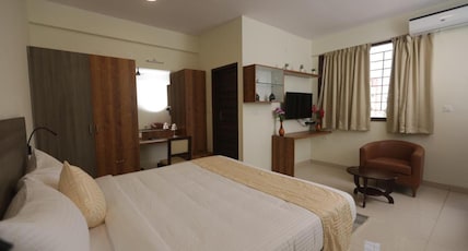 BLU THE HOTEL - Manyata Tech Park Room Type - Classic Room BLU THE HOTEL - Manyata Tech Park Room Type - Classic Room