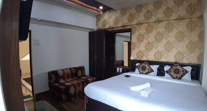 Hotel Sita Room Type - Deluxe Room River View
