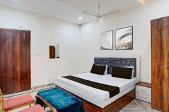 Address of Hotel O R N Palace