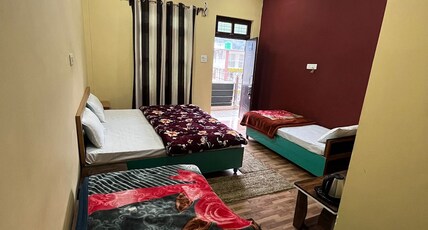 Nilachala Alaya Homestay Room Type - Tripal Bed with AC