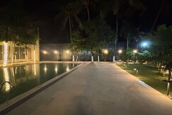 Hotel Baywatch Gorai