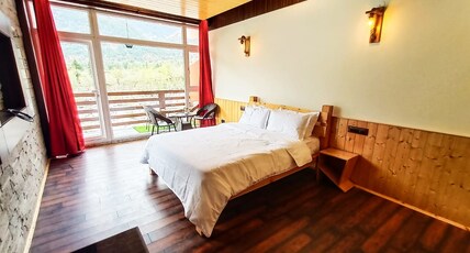 Cafe 1947 | Rooms & Restaurant Room Type - Deluxe Room With Panoramic Balcony