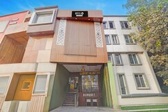 Super Hotel O Sarnath Stupa Varanasi Formerly Bollywood Guest House