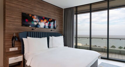 Radisson Blu Hotel & Residence, Maputo Room Type - Apartment - 1BR - Sea View amp; Balcony
