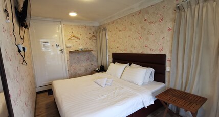 Hotel O Mount Hill Villa Kundasang Room Type - Deluxe King