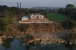 Monkey River Resort Madla