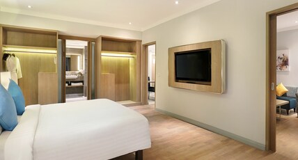 Novotel Jakarta Mangga Dua Square Hotel Room Type - Deluxe Suite