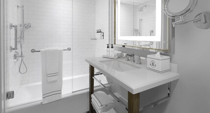 InterContinental New York Barclay Room Type - 1 King Classic High Floor