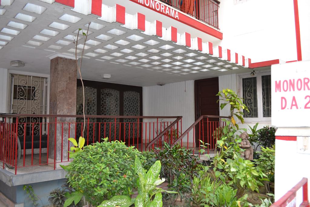 Monorama Guest House - Tap to explore photos
