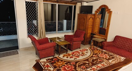 Hotel Elphinstone@Mall Road Room Type - Premuim Lake view Room