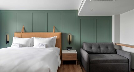 Maison Hotel Bangkok Room Type - Phana Suite King