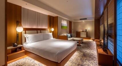 Intercontinental Yokohama Pier 8 Room Type - 1 King Junior Suite Club Lounge Access