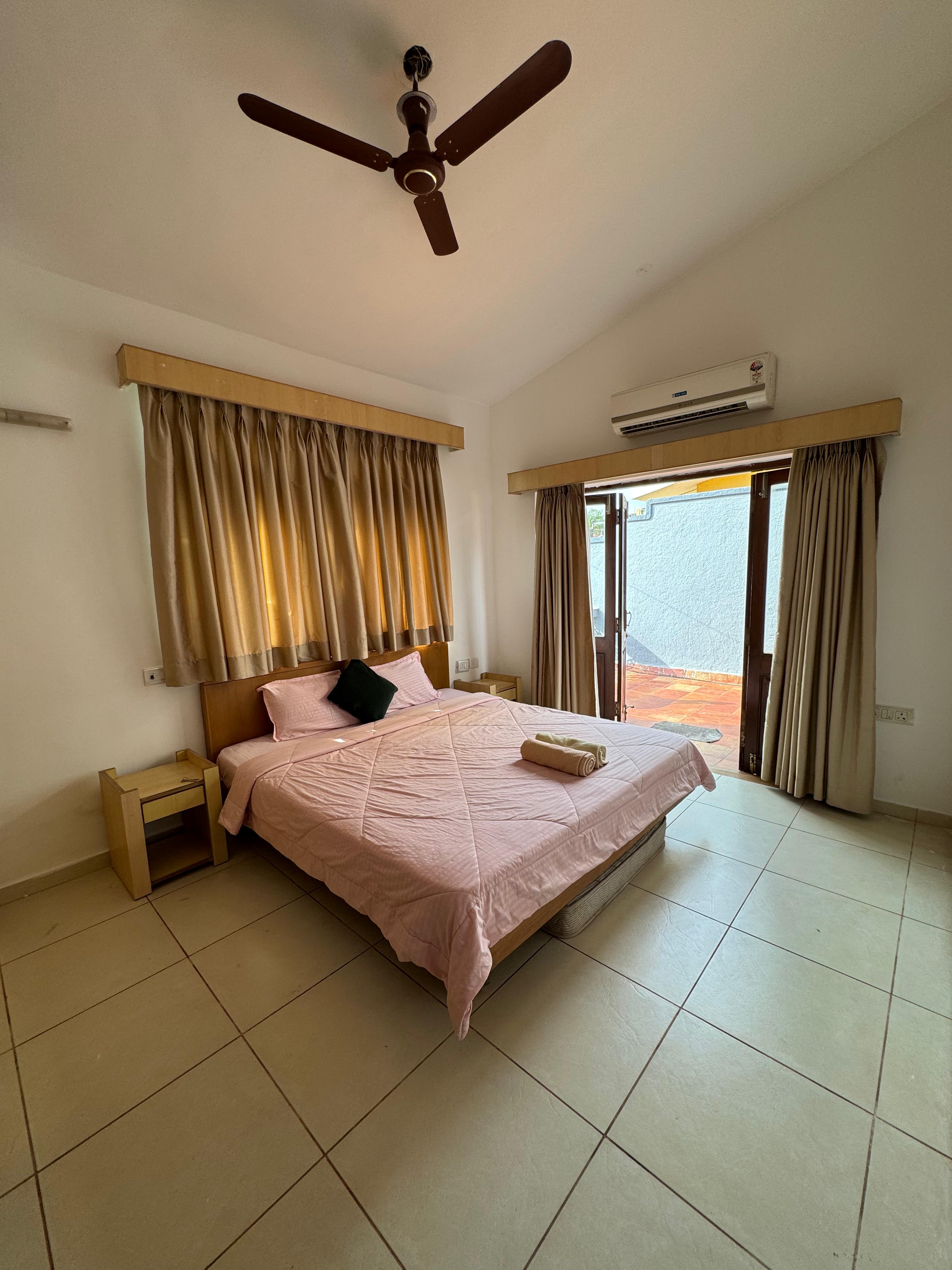 Villa De riverview - Tap to explore photos