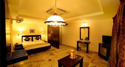 Nayagara Hotel Room Type - Elite Room with Balcony