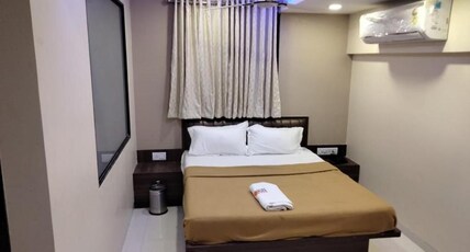 Hotel Sun Inn Room Type - Deluxe Room