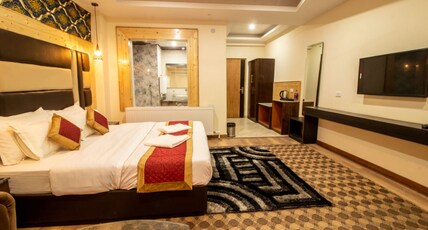 Hotel Malik Palace Room Type - Super Deluxe