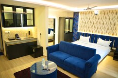 Blue stone @rizzstay dlf mypad