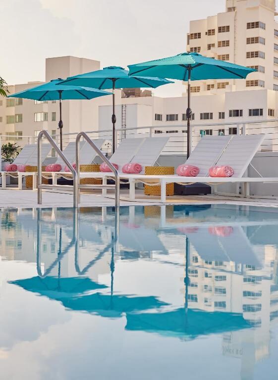 Hotel Greystone - Adults Only - Tap to explore photos