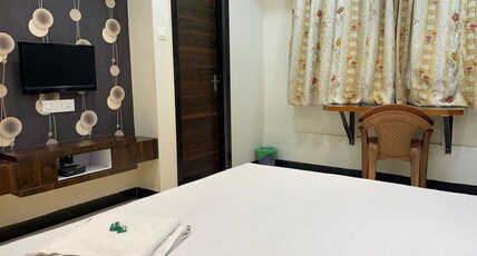 Hotel Parth Room Type - Super Deluxe Ac