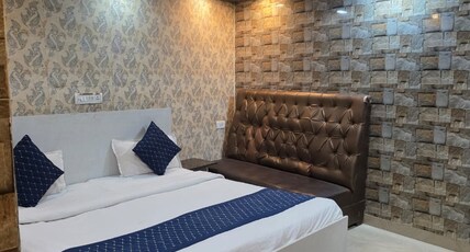AFFECTION INN Room Type - Deluxe Room
