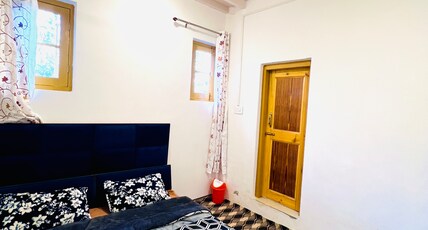 THE KISSAN COTTAGE GULMARG Room Type - Bedroom 54