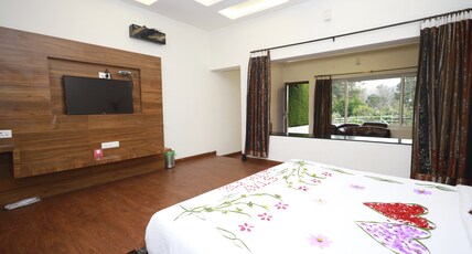 Yantra Resort Ooty Room Type - Jacuzzi Suite Room