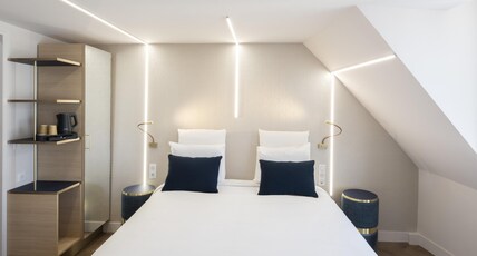 H Room Type - Superior room with large queen-size bed
